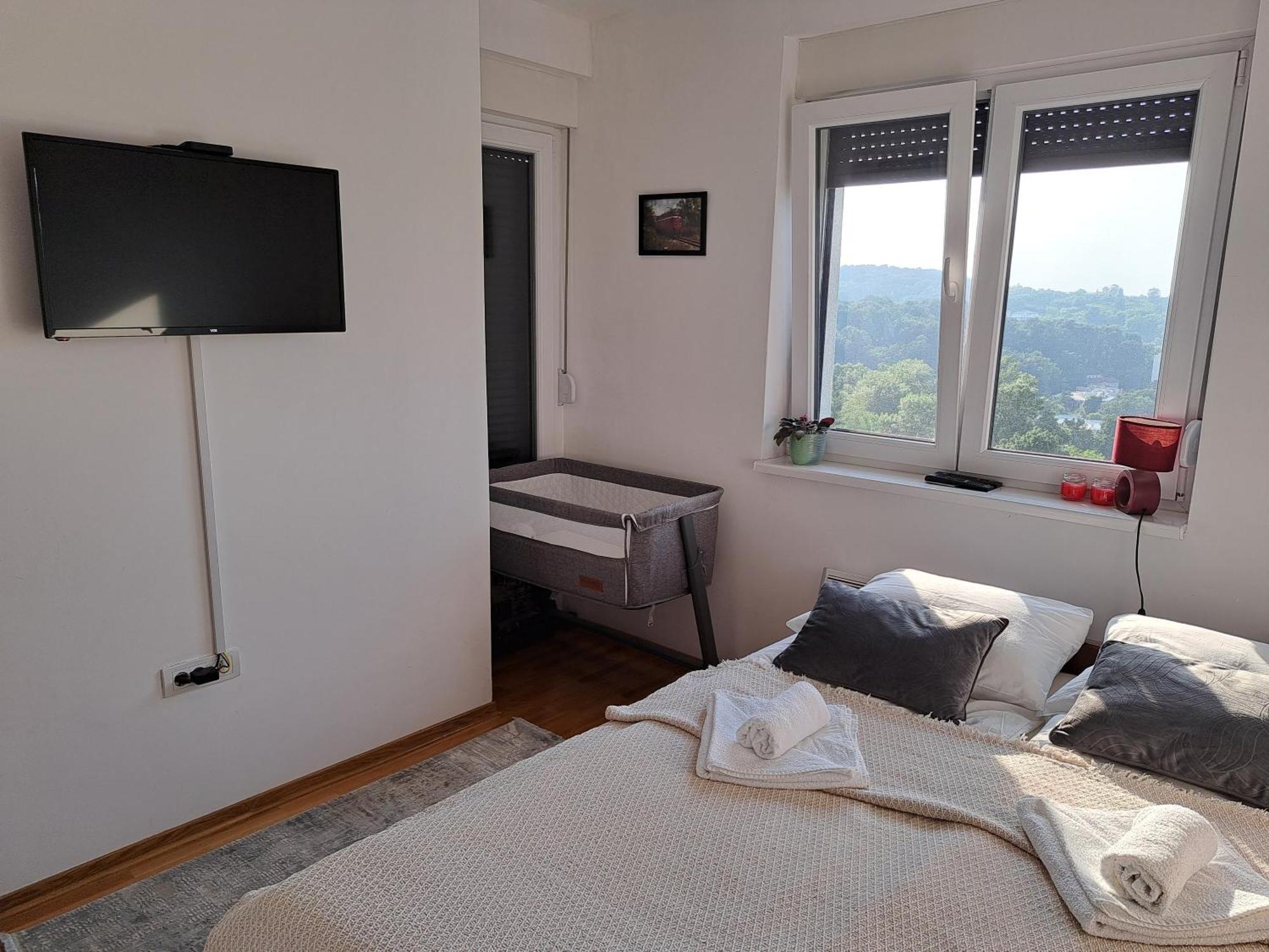 442 Apartment